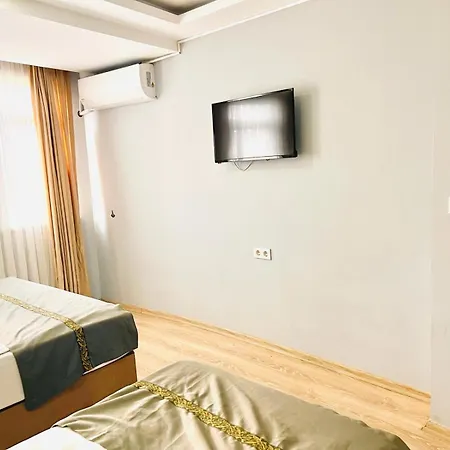 Grand Sami Hotel *